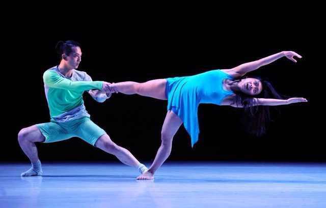 picture PEKING METROPOLITAN BALLET